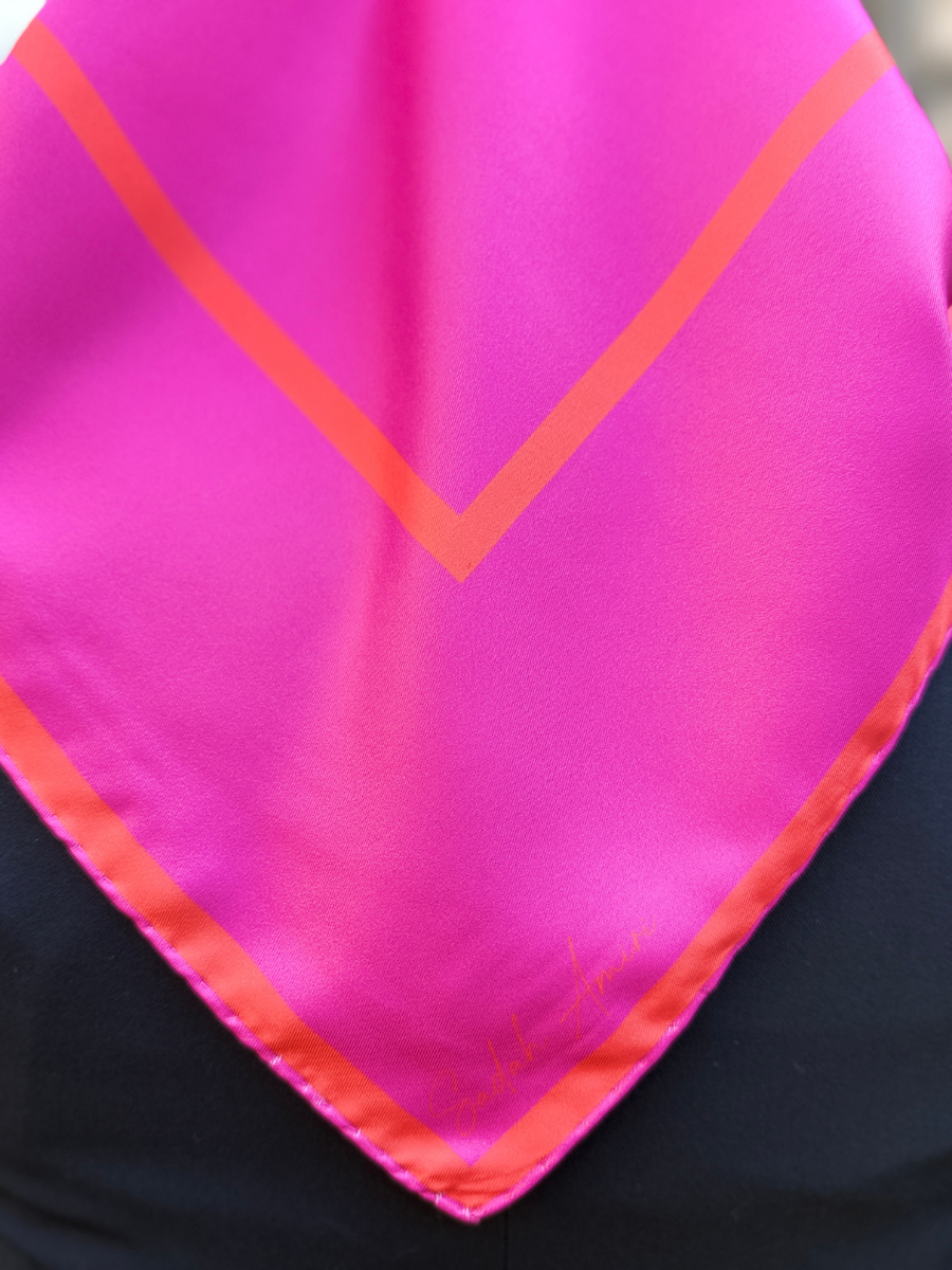 Square Pembe Kare Desen Twill Eşarp