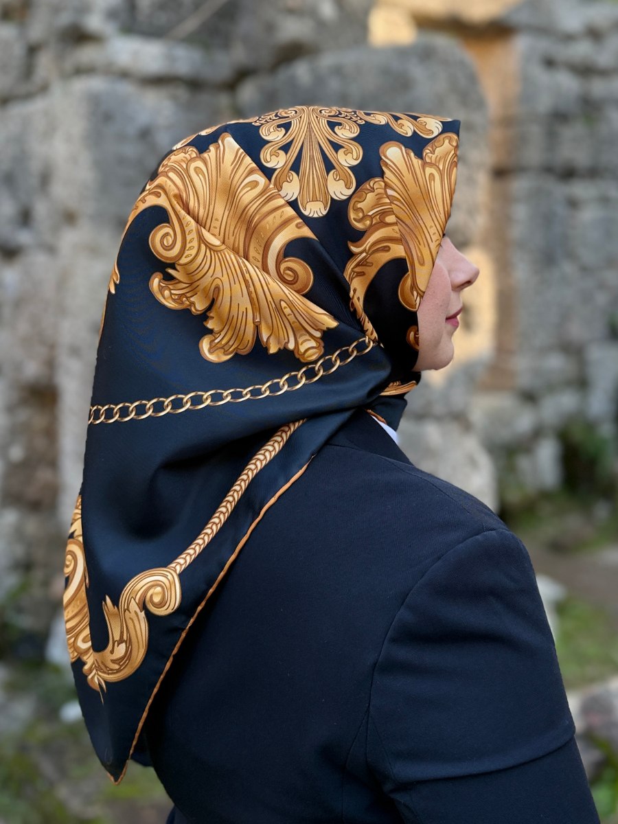 Baroque Siyah Barok Desen Twill Eşarp