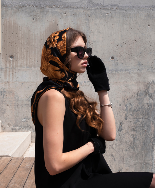 Baroque Siyah Barok Desen Twill Eşarp